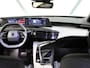 Peugeot 5008 145pk Hybrid Allure | Trekhaak | AUTOMAAT | Navigatie via AppleCarPlay/AndroidAuto | Cruise Control | Camera | Virt.Cockpit | Keyless | Isofix | Privacy Glass | Parkeersensoren |