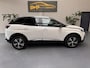 Peugeot 3008 1.2 PureTech Allure | Bi-tone | Navi | Camera | Keyless
