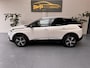 Peugeot 3008 1.2 PureTech Allure | Bi-tone | Navi | Camera | Keyless