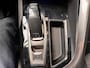 Peugeot 3008 1.2 PureTech Allure | Bi-tone | Navi | Camera | Keyless