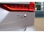 Volvo V60 T8 Plug-in hybrid AWD Plus Dark | Panoramadak | Trekhaak | Verwarmbare voorstoelen, achterbank en stuurwiel | 360 graden camera | Head-up display | Premium audio by Harman Kardon | Apple carplay/Android auto