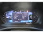 Volvo V60 T8 Plug-in hybrid AWD Plus Dark | Panoramadak | Trekhaak | Verwarmbare voorstoelen, achterbank en stuurwiel | 360 graden camera | Head-up display | Premium audio by Harman Kardon | Apple carplay/Android auto