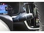 Volvo V60 T8 Plug-in hybrid AWD Plus Dark | Panoramadak | Trekhaak | Verwarmbare voorstoelen, achterbank en stuurwiel | 360 graden camera | Head-up display | Premium audio by Harman Kardon | Apple carplay/Android auto