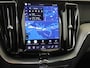 Volvo XC60 2.0 T6 AWD U. Dark | Trekhaak | Schuif-/Kanteldak |
