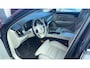 Volvo V90 2.0 T5 90th Anniversary Edition CAMERA / CARPLAY / LEDER / STOELVERW / NAVI / CLIMA / PDC / BLUETOOTH / ACC / NL-AUTO