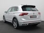 Volkswagen Tiguan 1.4 TSI eHybrid R-Line Business+ 245PK DSG SOH 85,33%, Panoramadak, Trekhaak, Matrix LED Verlichting, Side Assist, 19" LM Velgen, Achteruitrijcamera, Discover Pro, Elektr. Achterklep