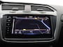 Volkswagen Tiguan 1.4 TSI eHybrid R-Line Business+ 245PK DSG SOH 85,33%, Panoramadak, Trekhaak, Matrix LED Verlichting, Side Assist, 19" LM Velgen, Achteruitrijcamera, Discover Pro, Elektr. Achterklep