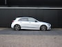Mercedes-Benz A-klasse 180 Business Solution | AMG LINE | MEMORY | PANO-DAK | CAMERA | NAVI | CRUISE | APPLE CARPLAY | STOELVERW. |