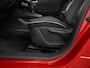 Renault Captur 1.6 PHEV Plug-in AT Intense Bi-Tone | Camera | Blind Spot | Stuur/Stoel Verwarming | Cruise control adaptief | Zondag Open!