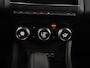 Renault Captur 1.6 PHEV Plug-in AT Intense Bi-Tone | Camera | Blind Spot | Stuur/Stoel Verwarming | Cruise control adaptief | Zondag Open!