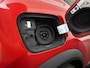 Renault Captur 1.6 PHEV Plug-in AT Intense Bi-Tone | Camera | Blind Spot | Stuur/Stoel Verwarming | Cruise control adaptief | Zondag Open!