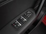Renault Captur 1.6 PHEV Plug-in AT Intense Bi-Tone | Camera | Blind Spot | Stuur/Stoel Verwarming | Cruise control adaptief | Zondag Open!