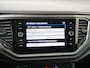 Volkswagen T-Roc 1.5 TSI Sport Business R | Trekhaak | Stoelverwarming | Camera | Zondag Open!