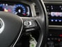 Volkswagen T-Roc 1.5 TSI Sport Business R | Trekhaak | Stoelverwarming | Camera | Zondag Open!