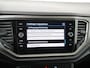 Volkswagen T-Roc 1.5 TSI Sport Business R | Trekhaak | Stoelverwarming | Camera | Zondag Open!