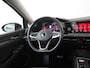 Volkswagen Golf 1.5 eTSI Style DSG | Schuifdak | Zondag Open!