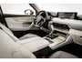 Mazda CX-80 2.5 e-SkyActiv PHEV 7 Persoons Takumi Plus I Panoramadak I Widescreen Navi I Lederen Stoelen I NL Auto I Nw Prijs 73.800,-