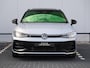 Volkswagen Passat Variant 1.5 eHybrid R-Line Edition 272 pk | Lederen bekleding | Trekhaak | Adaptieve onderstelregeling | Panoramadak | Alcantara dakhemel | Matrix led koplampen | 19 inch lichtmetalen wielen |