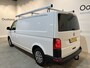 Volkswagen Transporter 2.0 TDI L2H1 4Motion 4X4 150 PK / Servicebus / Sortimo Inrichting / Euro 6 / Airco / Camera / Trekhaak / Cruise Control / Navigatie / Klep / Imperiaal