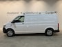 Volkswagen Transporter 2.0 TDI L2H1 4Motion 4X4 150 PK / Servicebus / Sortimo Inrichting / Euro 6 / Airco / Camera / Trekhaak / Cruise Control / Navigatie / Klep / Imperiaal
