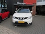 Nissan Qashqai 1.2 Connect Edition met panodak en trekhaak