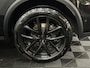 Lynk & Co 01 1.5 Black edition Pano, 360 Camera, Navi, Keyless start, Stoelverwarming, Elektrische achterklep, Lichtmetalen velgen