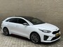 Kia ProCeed 1.6 T-GDI 204pk GT-line Automaat | Panoramadak | Trekhaak afneembaar | Camera | Adaptieve cruise | Lane assist | Apple CarPlay / Android Auto | Stoel&stuurverwarming | JBL sound | 18 inch velgen | Half leder | Keyless | LED | DAB | Volledig onderhouden