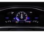 Volkswagen T-Roc 1.5 TSI Life Edition 150pk DSG Automaat, Adaptive cruise control, Achteruitrijcamera, Parkeersensoren, App-connect, Airco, LED koplamen, DAB-radio, Bluetooth
