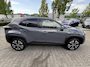 Toyota Yaris Cross HYBRID 130 FIRST EDITION NIEUW MODEL 2026! DIRECT LEVERBAAR!! STOEL/STUURVER LED 17'' LM-VELGEN KEYLESS BLIND SPOT APPLE/ANDROID