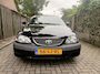 Toyota Avensis 1.8-16V Linea Terra - 1e eigenaar - airco - nieuwe apk tot 09-2027