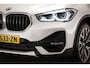 BMW X1 sDrive20i High Executive Edition | PANORAMADAK | HEAD UP | LEDER | HARMAN KARDON | DAB | TREKHAAK | 19"