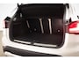 BMW X1 sDrive20i High Executive Edition | PANORAMADAK | HEAD UP | LEDER | HARMAN KARDON | DAB | TREKHAAK | 19"