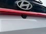 Hyundai i20 1.0 T-GDI 100pk Premium | Carplay | Climate control | Cruise control | Stoel/stuurverwarming | Camera | Parkeersensoren | DAB | Premium Audio | Lichtmetalen velgen | Navigatie