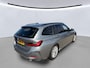 BMW 3-Serie Touring 318i NL-AUTO | PANODAK | BMW Curved Display, iDrive 8