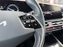 Kia Niro EV DynamicLine 64.8 kWh Stoel-stuurverwarming / Carplay / Keyless / Camera