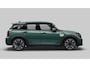MINI Countryman Cooper S E ALL4 Panoramadak - Active Cruise Control - Harman Kardon - Head up - Elektrisch verstelbare/verwarmde stoelen - Driving/Parking Assistant - Comfort acces -