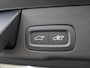 Volvo XC60 2.0 T8 Plug-in hybrid AWD Plus Dark | Ele.wegklapbare trekhaak | Harman/Kardon | Comfortstoelen ele.verstelbaar + Geheugen | Stuur en stoelverwarming | 360 Camera | Adaptieve Cruise Control | Ele. kofferdeksel | BLIS |