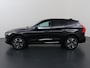 Volvo XC60 2.0 T8 Plug-in hybrid AWD Plus Dark | Ele.wegklapbare trekhaak | Harman/Kardon | Comfortstoelen ele.verstelbaar + Geheugen | Stuur en stoelverwarming | 360 Camera | Adaptieve Cruise Control | Ele. kofferdeksel | BLIS |