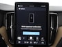 Volvo XC60 2.0 T8 Plug-in hybrid AWD Plus Dark | Ele.wegklapbare trekhaak | Harman/Kardon | Comfortstoelen ele.verstelbaar + Geheugen | Stuur en stoelverwarming | 360 Camera | Adaptieve Cruise Control | Ele. kofferdeksel | BLIS |