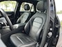 Mercedes-Benz GLC 300e AMG // Panoramadak // Memory Stoelen // 360 Camera // Carplay // Keyless Entry // Privacy Glass // Elek. Achterklep // 20" AMG Velgen