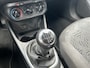 Opel Corsa 1.4 Favourite | Airco | Navigatie | Dealer onderhouden |
