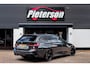 BMW 3-Serie Touring 330i M-Pakket NAP PANO HUD ACC TREKH