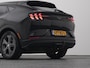 Ford Mustang Mach-E RWD 75 kWh | CAMERA | ADAPTIVE | TREKHAAK | STOEL- EN STUURVERW.