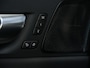 Volvo XC60 2.0 T8 Plug-in hybrid AWD Plus Black Edition | Panoramadak | HUD | 360 Camera | Harman/Kardon | Pilot Assist | Memory Seats | Stoelverwarming V+A | Trekhaak | Stuurverwarming | Adaptive Cruise |