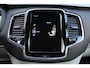 Volvo XC90 2.0 T8 Twin Engine AWD Inscription Intro Edition | Volledig Dealer Onderhouden | 22' Inch Velgen | Trekhaak | Luxe Lederen Interieur | Voorstoelen Ventilerend + Verwarmend | Stuurwiel Verwarmend | Voorstoelen Masserend | Electronic Climate Controle | Elektrisch Glazen Panorama-dak | Navigatiesysteem Full Map + Hard Disk | Rondomzicht 360 Graden Camera |