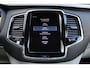 Volvo XC90 2.0 T8 Twin Engine AWD Inscription Intro Edition | Volledig Dealer Onderhouden | 22' Inch Velgen | Trekhaak | Luxe Lederen Interieur | Voorstoelen Ventilerend + Verwarmend | Stuurwiel Verwarmend | Voorstoelen Masserend | Electronic Climate Controle | Elektrisch Glazen Panorama-dak | Navigatiesysteem Full Map + Hard Disk | Rondomzicht 360 Graden Camera |