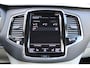 Volvo XC90 2.0 T8 Twin Engine AWD Inscription Intro Edition | Volledig Dealer Onderhouden | 22' Inch Velgen | Trekhaak | Luxe Lederen Interieur | Voorstoelen Ventilerend + Verwarmend | Stuurwiel Verwarmend | Voorstoelen Masserend | Electronic Climate Controle | Elektrisch Glazen Panorama-dak | Navigatiesysteem Full Map + Hard Disk | Rondomzicht 360 Graden Camera |