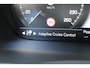 Volvo XC90 2.0 T8 Twin Engine AWD Inscription Intro Edition | Volledig Dealer Onderhouden | 22' Inch Velgen | Trekhaak | Luxe Lederen Interieur | Voorstoelen Ventilerend + Verwarmend | Stuurwiel Verwarmend | Voorstoelen Masserend | Electronic Climate Controle | Elektrisch Glazen Panorama-dak | Navigatiesysteem Full Map + Hard Disk | Rondomzicht 360 Graden Camera |