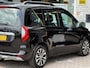 Renault Kangoo Intens | Trekhaak | Navigatie | Achteruitrijcamera | Stoelverwarming | Climate Control | LED | DAB | Cruise Control |