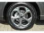 Ford Kuga 2.5 PHEV ST-Line | 243PK | Winterpakket | ACC | Camera | 2100KG | Kortom: een zeer complete, krachtige en moderne Kuga ST-Line met slechts 15 km, 243 pk, plug-in hybride techniek en maar liefst 2.100 kg trekgewicht. Een bijzonder interessante combinatie van